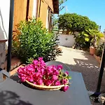 Del Sole קוסטונאצ'י